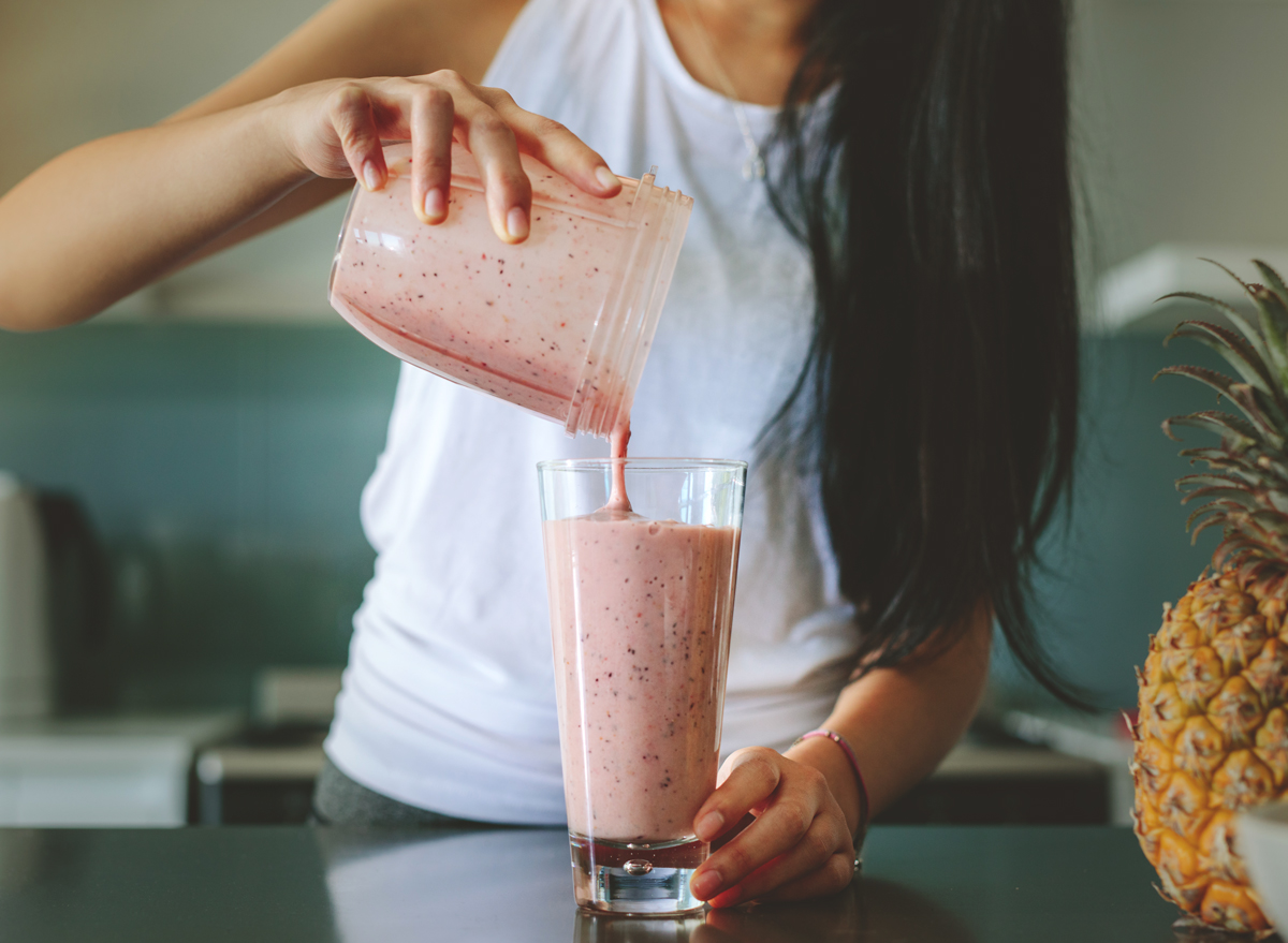 Ways to drink smoothies can assist you to shed pounds, say dietitians