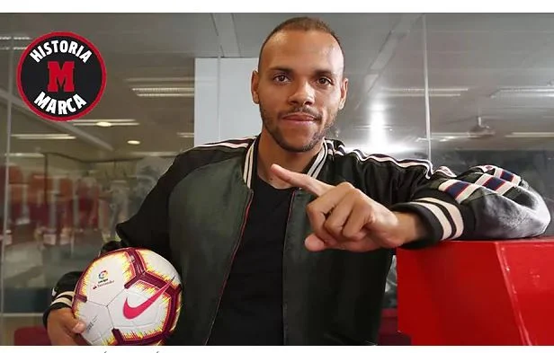 AKHRISO OO HA YAABIN: Martin Braithwaite Waa Milyaneer Hantidiisu