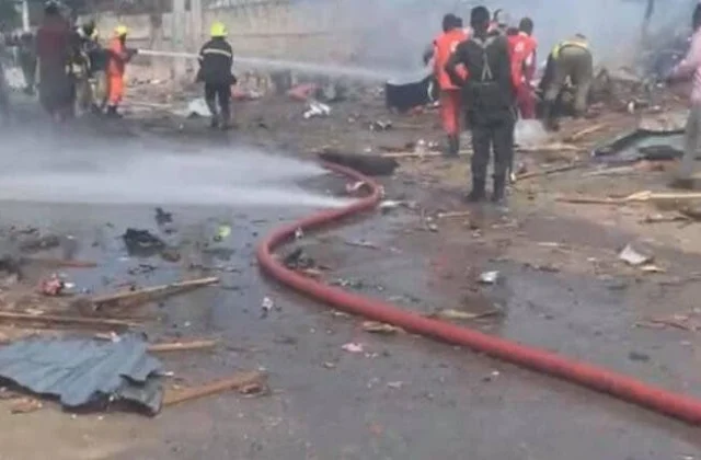 Al-Shabaab oo war ka soo saartay khasaaraha qaraxii isgoyska…