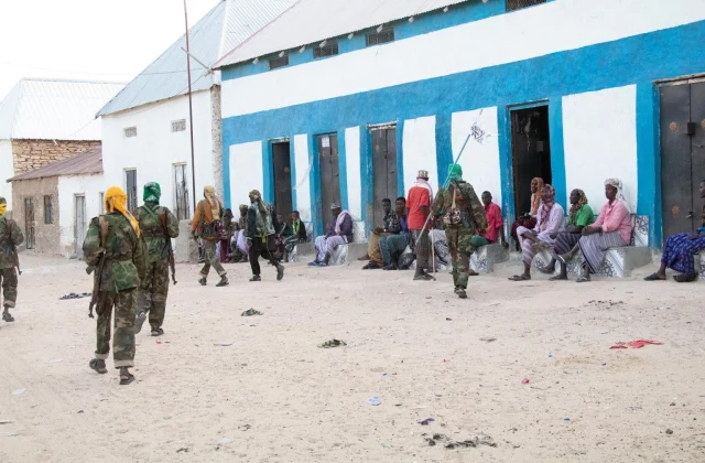 Al-Shabaab oo war kasoo saaray dagaalkii Bacaadweyn, soona b…