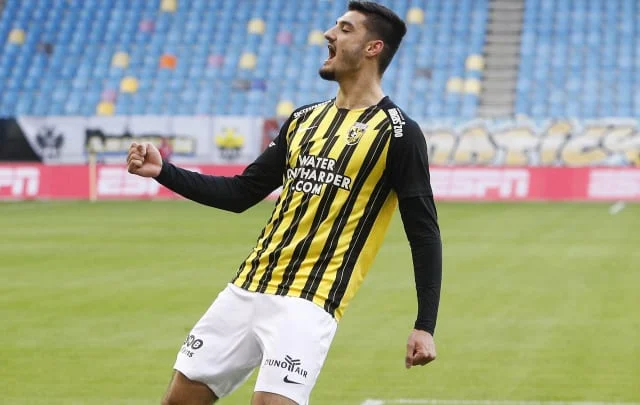 Armando Broja can earn minutes at Chelsea under a new contract