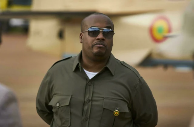 Arrest warrant against Karim Keïta: first