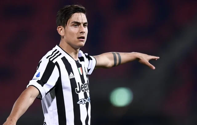 Barcelona transfer news: Griezmann / Dybala exchanges rumors
