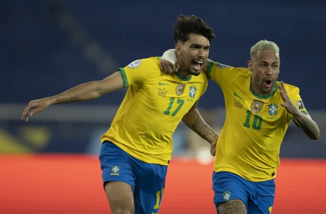 Brazil Oo U Gudubtay Wareegga 4-ta Ee Copa America , Chile Ayay Ka