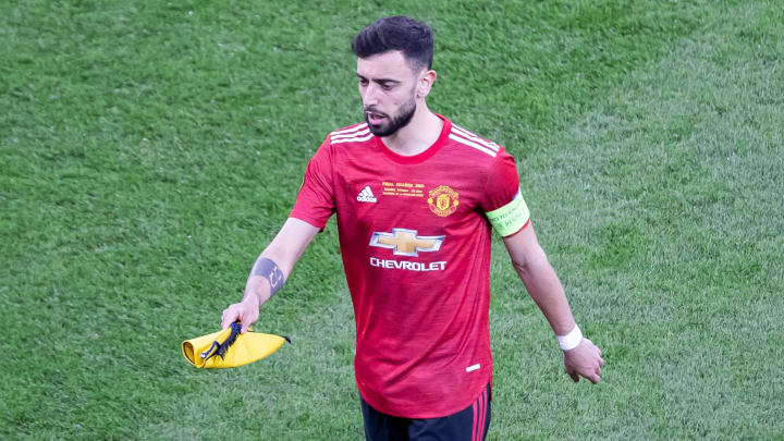 Bruno Fernandes expects trophies in 2021/22
