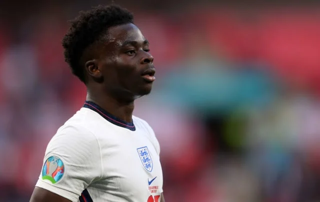 Bukayo Saka returns to Denmark