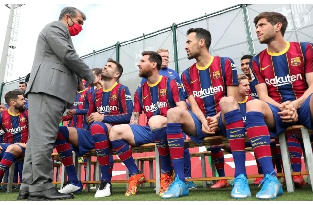 Bye…Bye: Kaddib Heshiiskii Messi Ee Maanta, Barcelona Oo Suuqa