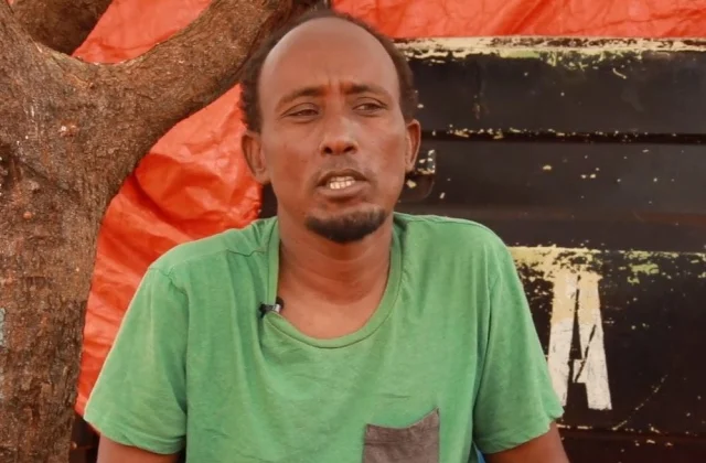 Daawo: “Waxaan Al-Shabaab ugu biiray si dhagaxii