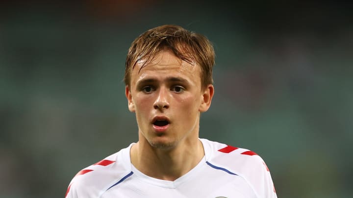 Damsgaard the obvious replacement for Eriksen in Tottenham