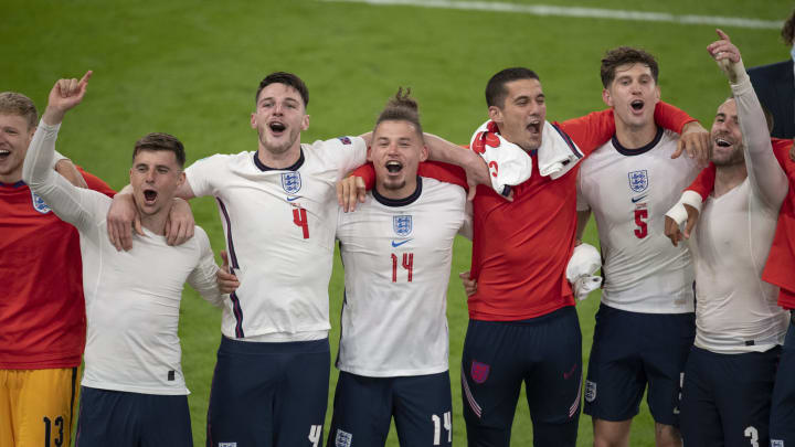 Educated players singing Sweet Caroline