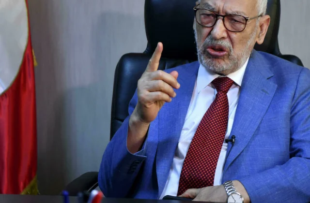 Ennahdha’s strategy between a call for dialogue and the press