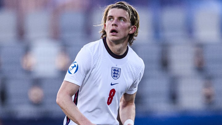 Gallagher joins the Palace on loan