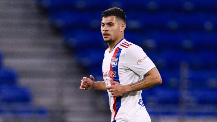 Gunners eye Guimaraes from Lyon