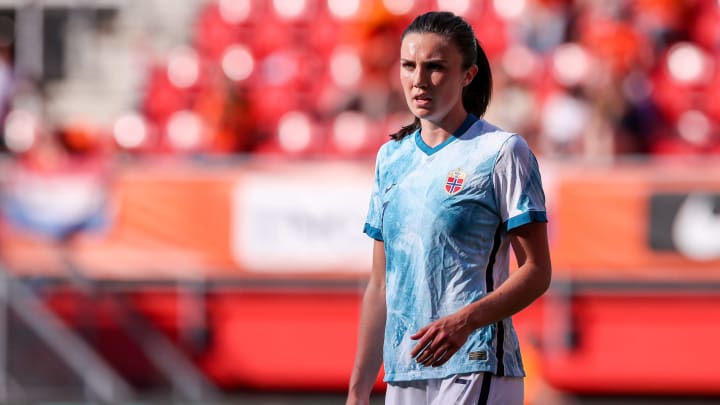 Ingrid Engen signs from Wolfsburg