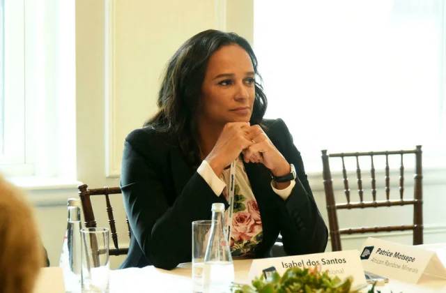 Isabel dos Santos ordered to repay $ 500 million in energy