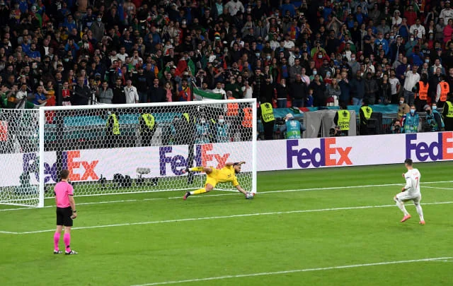 Italy 1-1 Spain: Twitter reacts