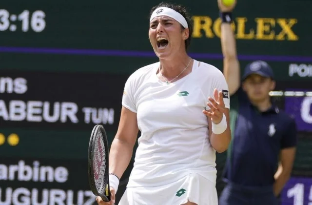 Jabeur knocks down Muguruza and advances again