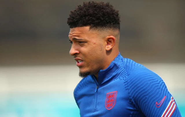 Jadon Sancho wears jersey number 25