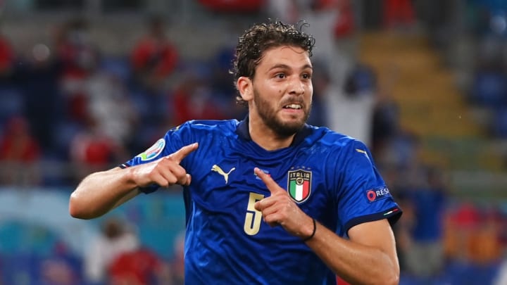 Juventus broadcasts news: Locatelli discussions begin