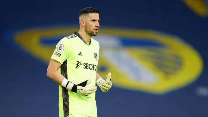 Kiko Casilla near the Elche loan