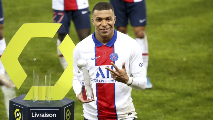 Kylian Mbappe asks to leave PSG