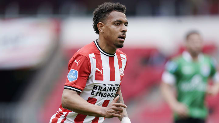 Liverpool transfer news: Talks to Donyell Malen