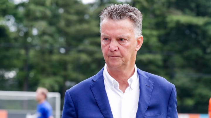 Louis van Gaal started to become the Dutch head coach again
