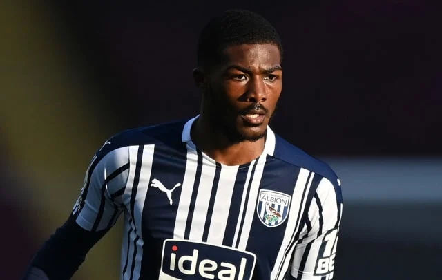 Maitland-Niles unharmed after serious car crash