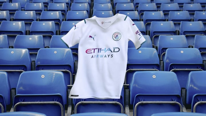 Man City presents new 2021/22 away kit