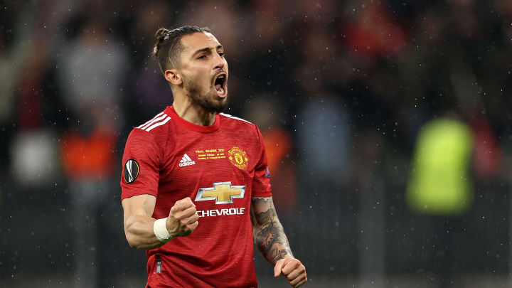 Man Utd transfer news: Telles wants to stay