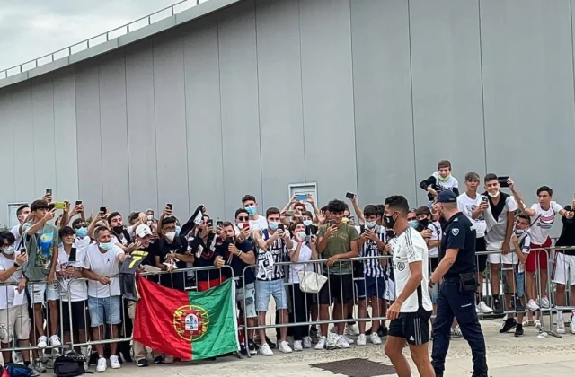 Maxaa Ka Dhacay Garoonka Tababarka Juventus Markii Uu Kusoo Laabtay