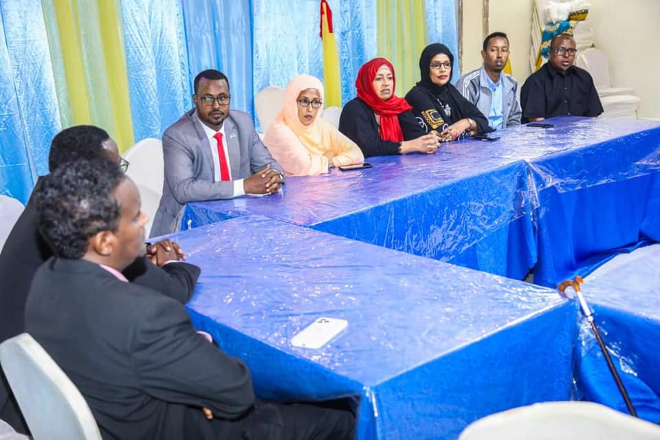 Maxay ka wada-hadleen guddiga doorashada heer federaal & kan…