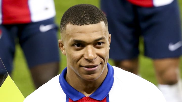 Mbappe “will not renew” at PSG