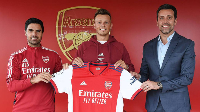 Muxuu Mikel Arteta Ka Yidhi Saxeexa Cusub Ee Ben White, Lambarkee Ayuu