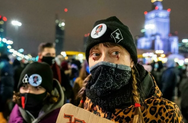 On the way to Polexit?  Poland shoots in again