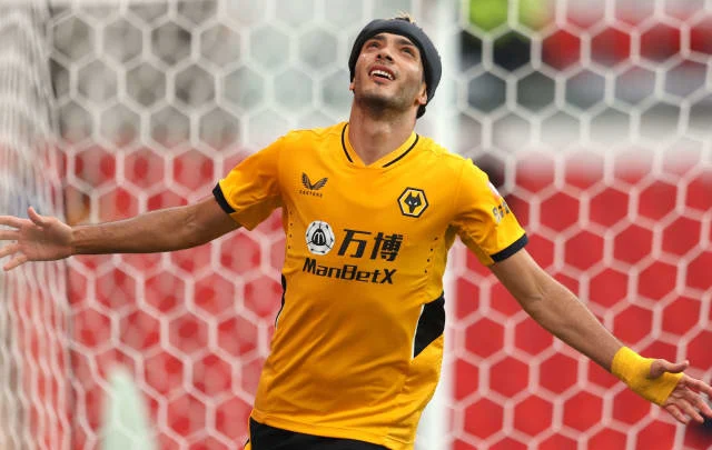 Raul Jimenez scores the first goal since injury