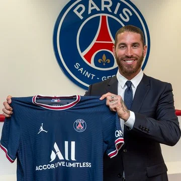 Real Madrid Oo Laga Waayay Xiddig Ku Dhiirada No.4-kii Sergio Ramos &