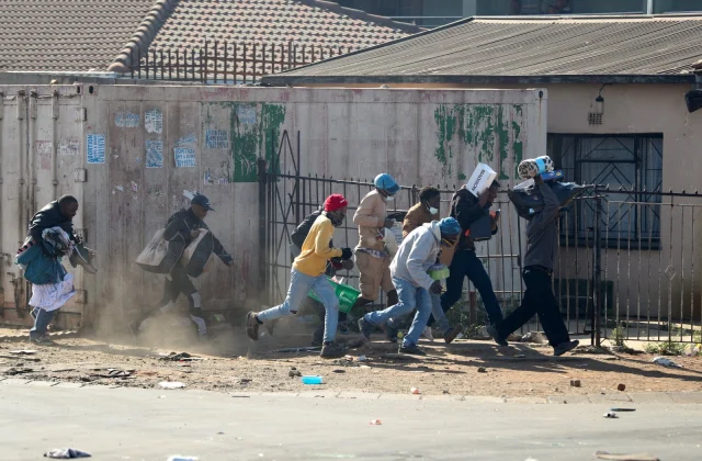 S.Africa’s Zuma is facing corruption charges in the middle