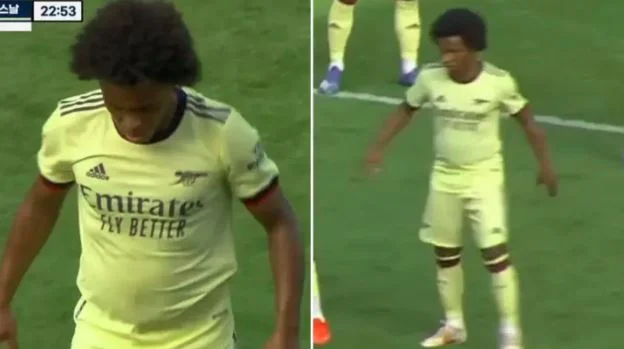 Sawiro Laga Naxay Oo Ku Saabsan Cayilka Willian Oo Baraha Bulshada Ku