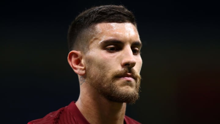Should Tottenham sign Pellegrini or Aouar?