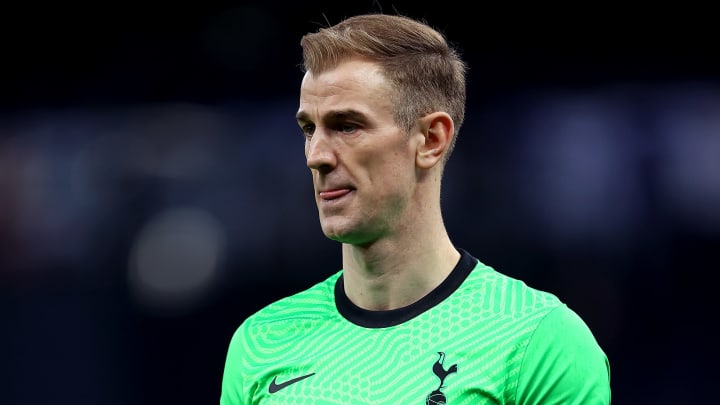 Spurs man Hart in talks to join Celtic