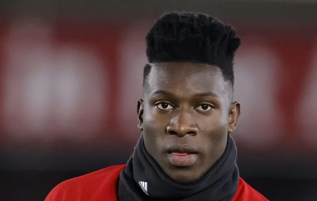 Target Andre Onana accepts Lyon move