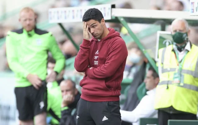 The Gunners lose the opener for HIbernian before the season