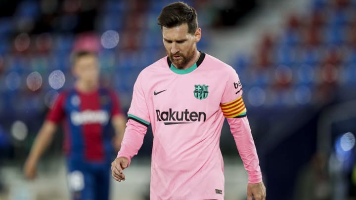 The salary of 170 million pounds must be reduced to re-sign Messi