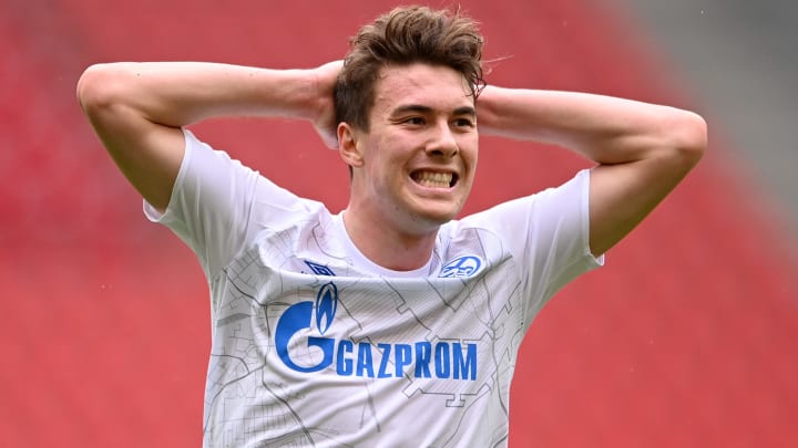 Tottenham, Southampton, Newcastle & Wolves track Hoppe