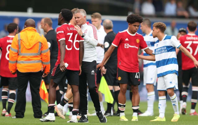Twitter reacts when the Red Devils lose before the season