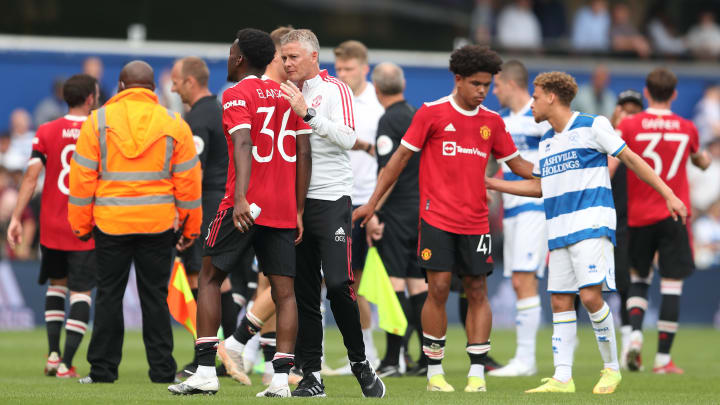 Twitter reacts when the Red Devils lose before the season