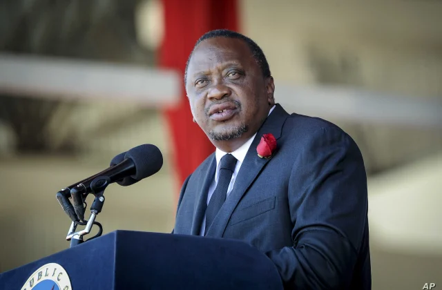 Uhuru Kenyatta: ma dhiibeyno hal Inji oo dhulkeenna ah