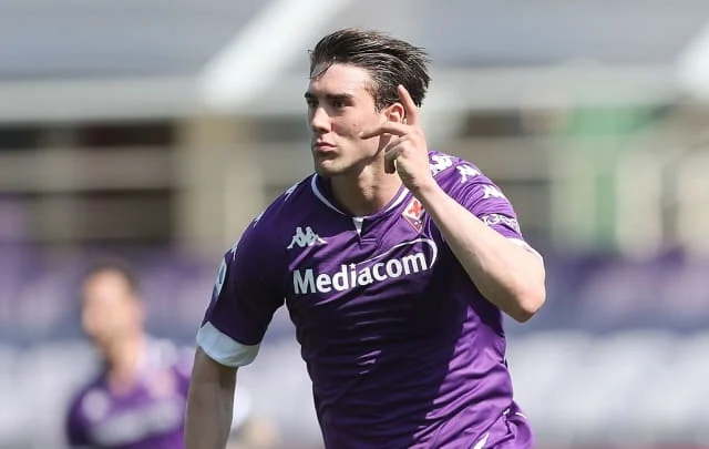 Vlahovic and Simy appear as targets