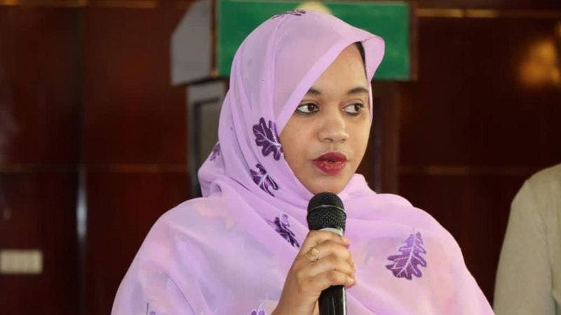 Waa tuma Saxarla C/llaahi: Gabadhii ugu horreysay ee Soomaal…